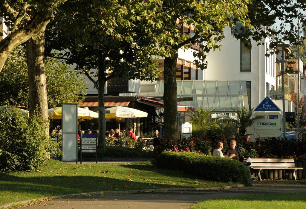 Hotel Knaus Am Hafen Uhldingen-Mühlhofen Buitenkant foto
