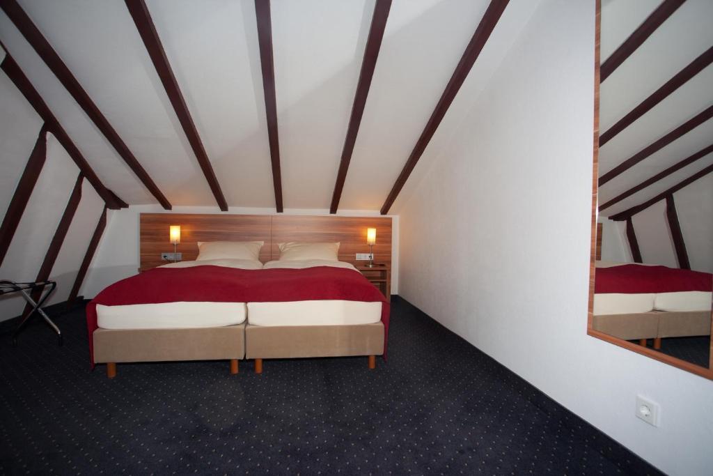 Hotel Knaus Am Hafen Uhldingen-Mühlhofen Kamer foto