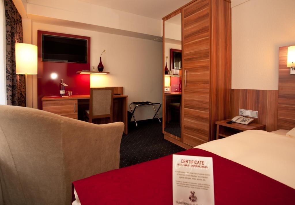 Hotel Knaus Am Hafen Uhldingen-Mühlhofen Buitenkant foto