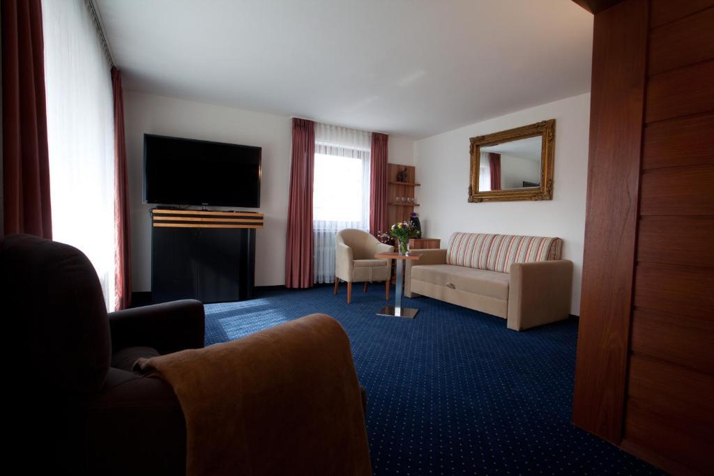Hotel Knaus Am Hafen Uhldingen-Mühlhofen Kamer foto