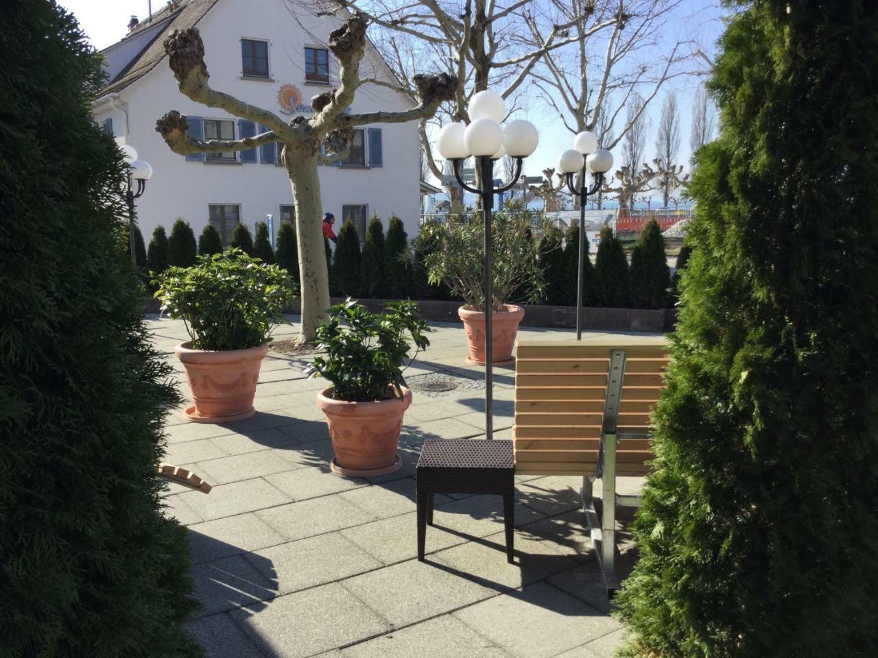 Hotel Knaus Am Hafen Uhldingen-Mühlhofen Buitenkant foto